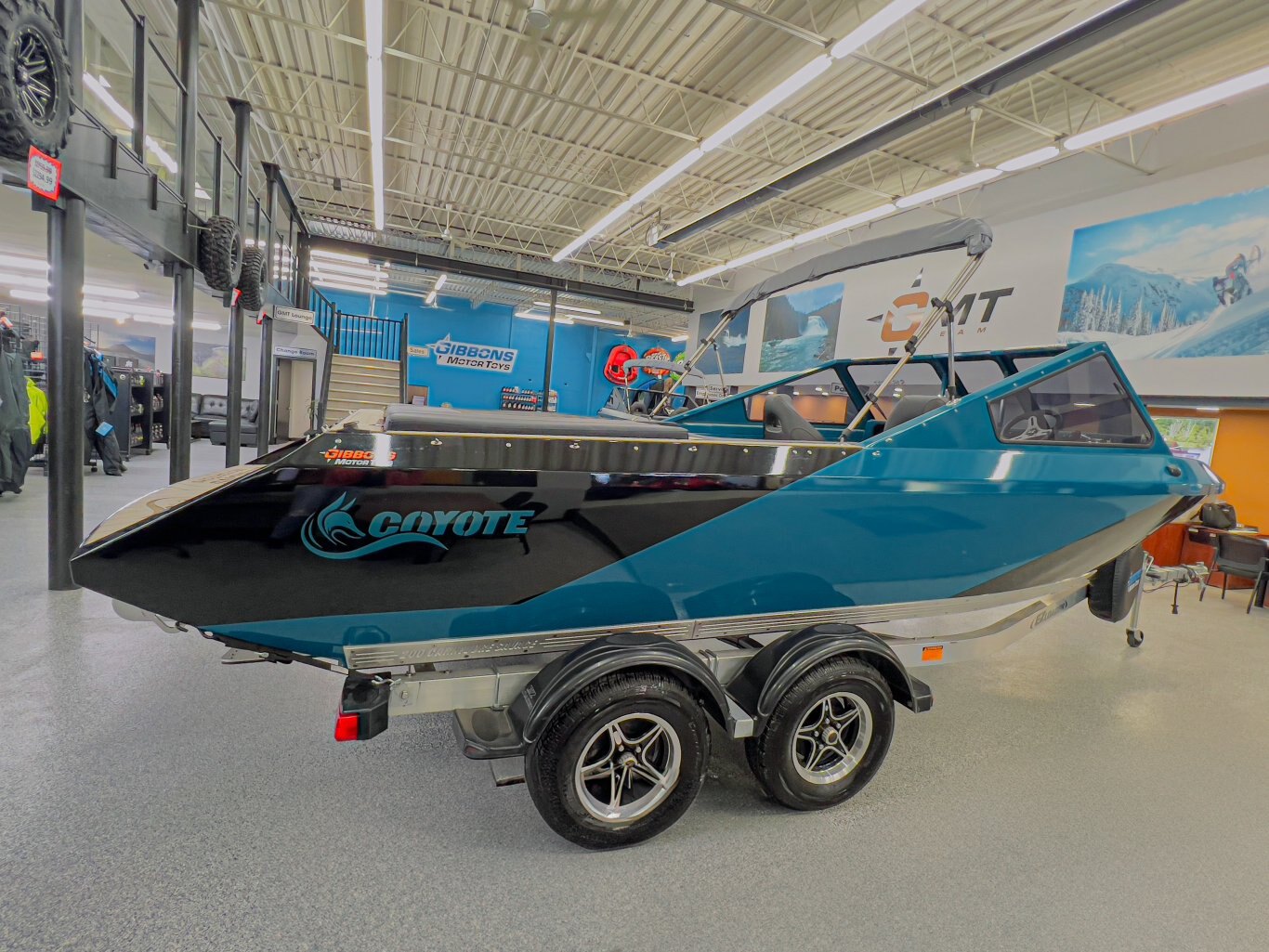 2024 Coyote 200 Carnivore Rear Bench