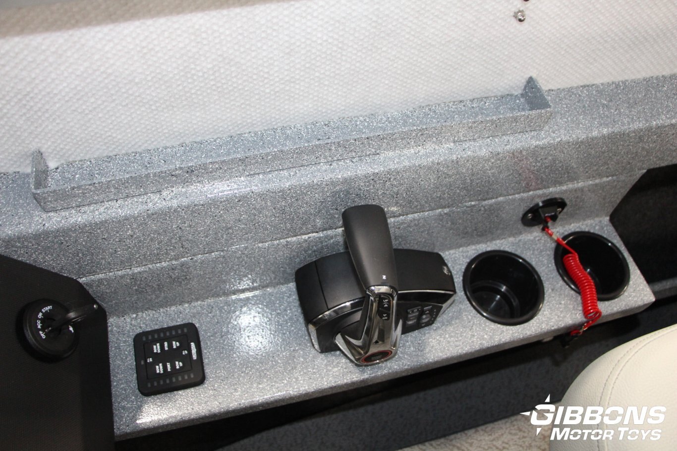 2025 Kingfisher 2325 Coastal Express