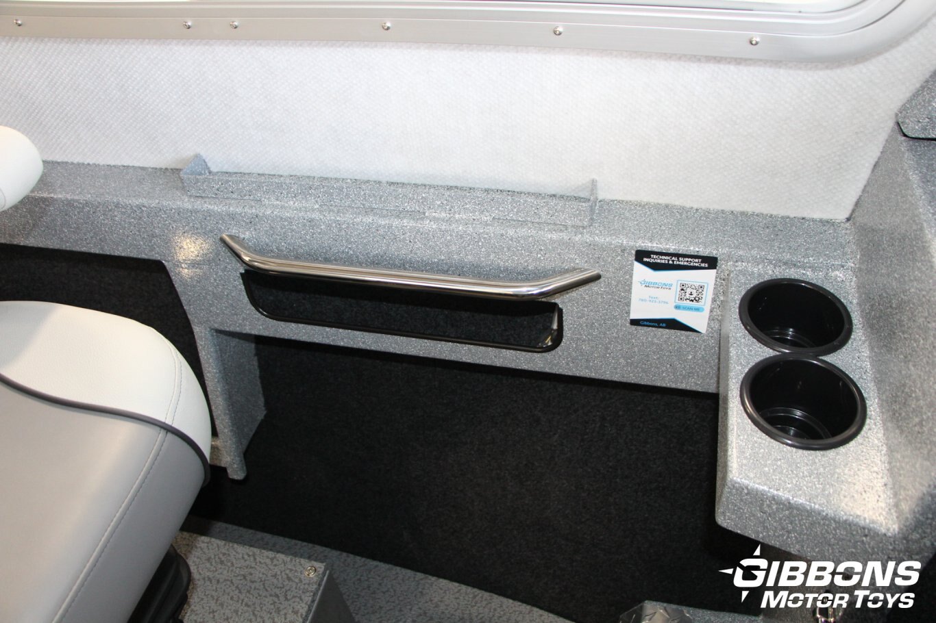 2025 Kingfisher 2325 Coastal Express