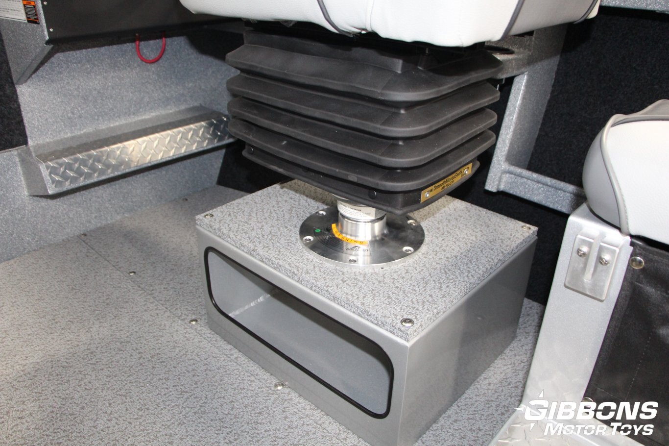 2025 Kingfisher 2325 Coastal Express