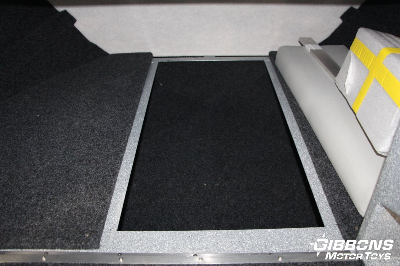 2025 Kingfisher 2325 Coastal Express