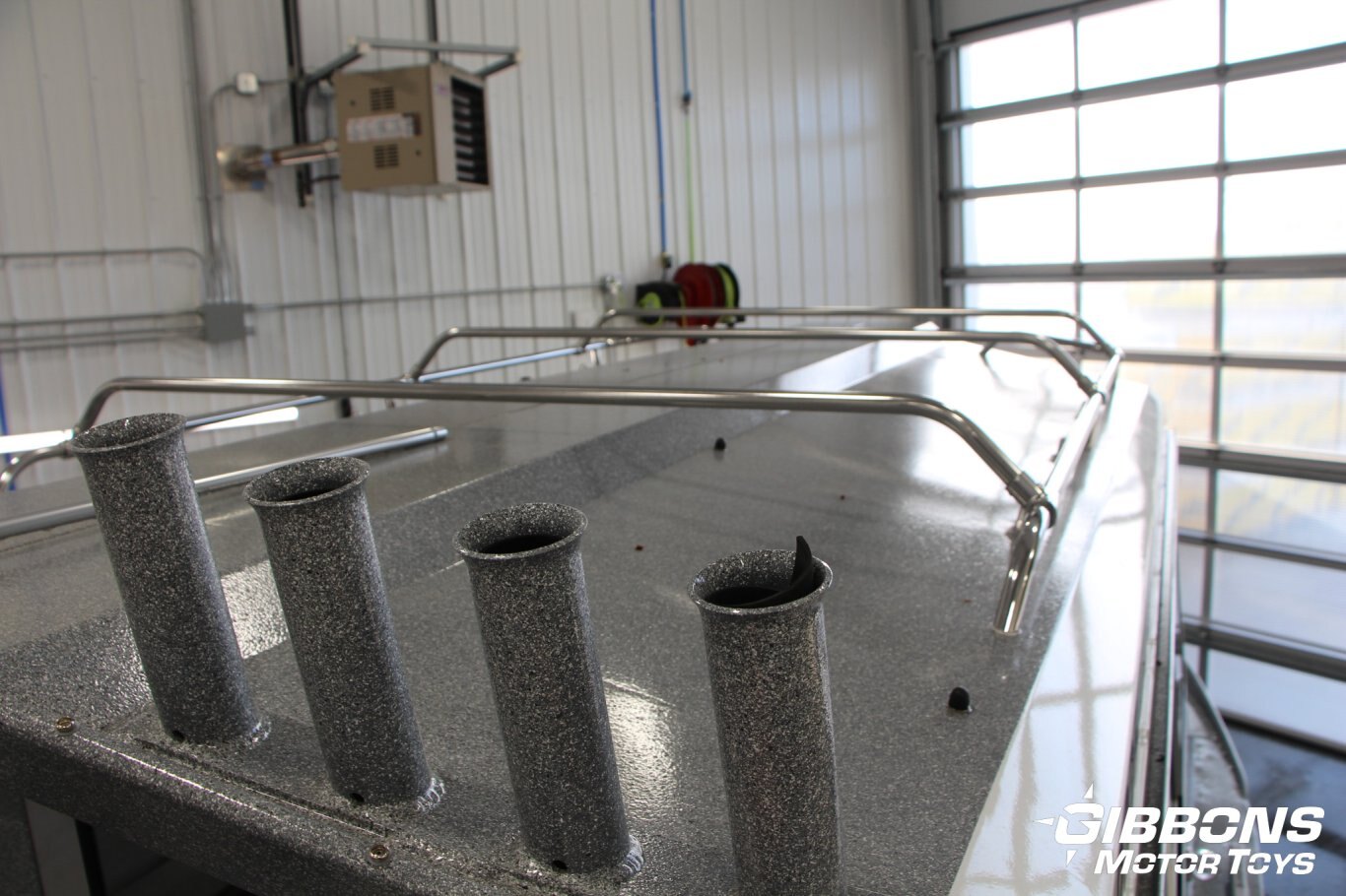 2025 Kingfisher 2325 Coastal Express