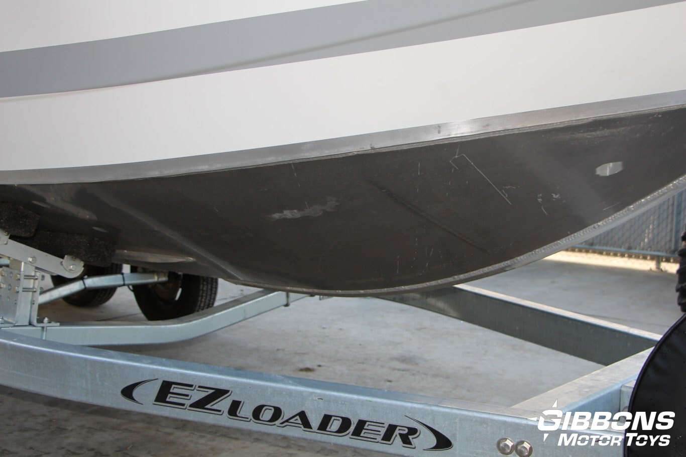 2025 Kingfisher 2325 Coastal Express