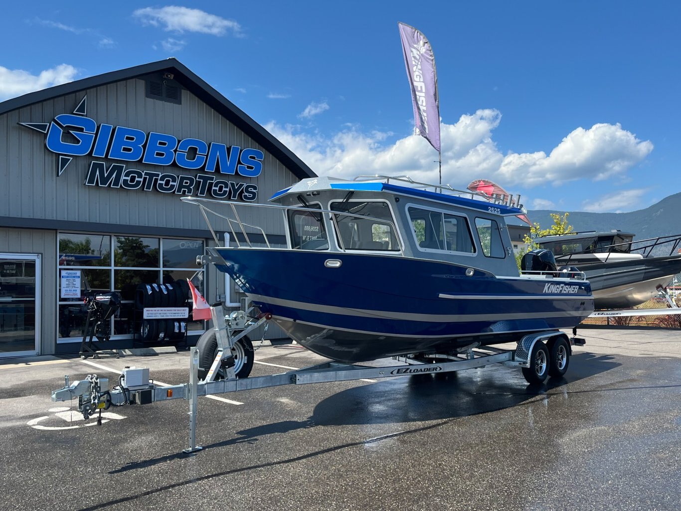 2025 Kingfisher 2625 Coastal Express