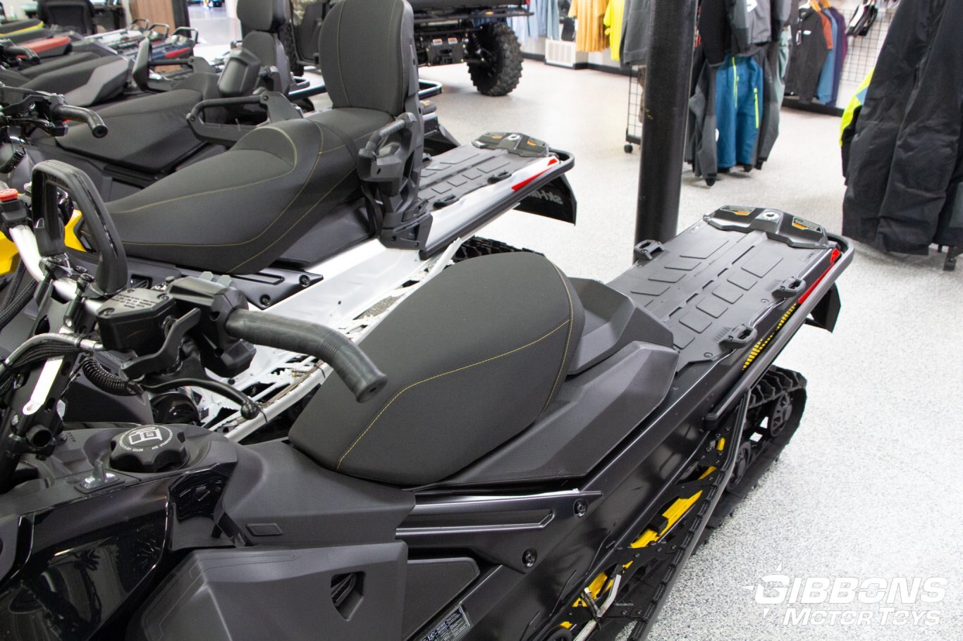 2025 Ski Doo Tundra LE Rotax® 600 ACE™ Neo Yellow & Black