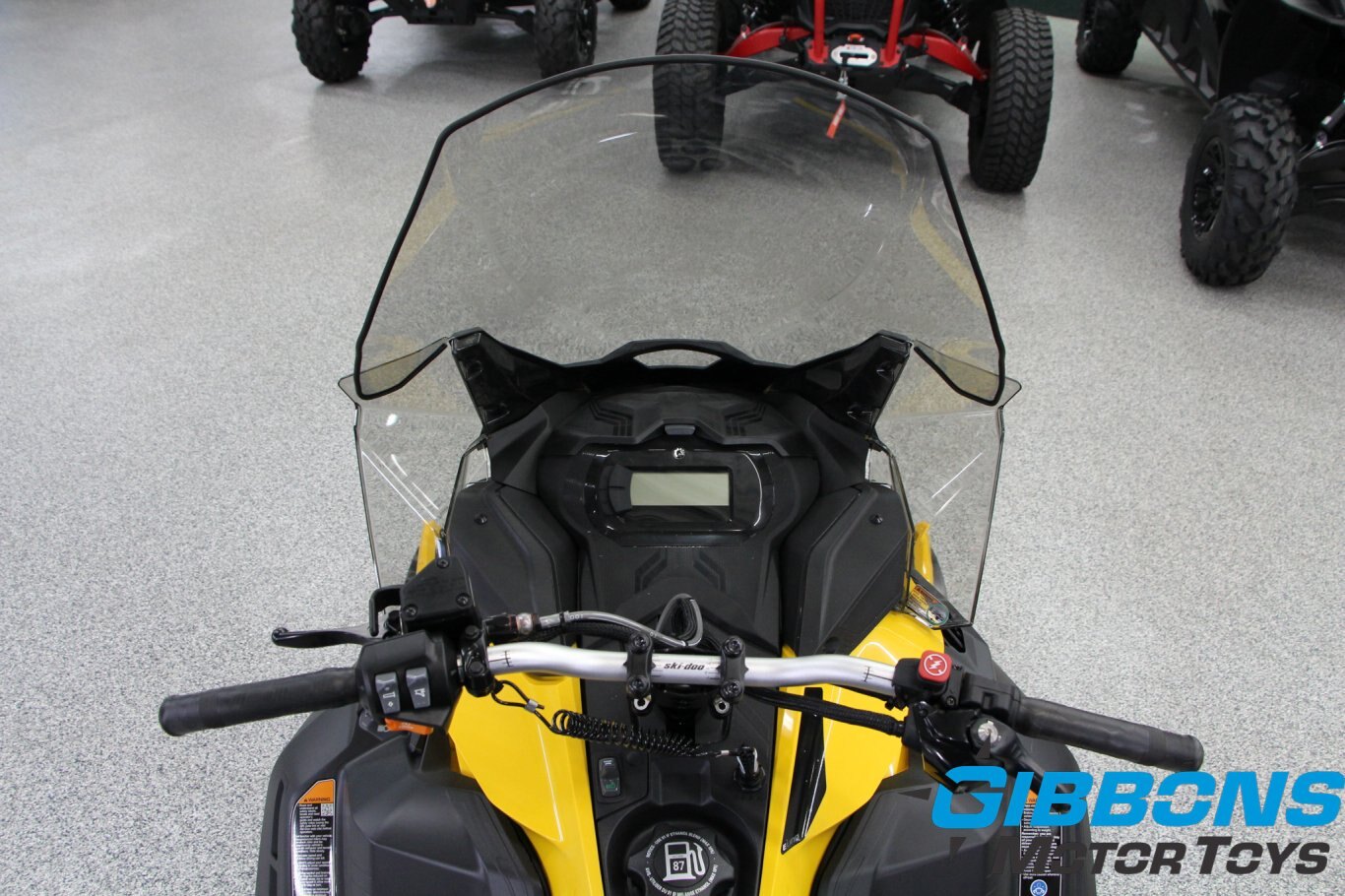 2025 Ski Doo Expedition Sport Rotax® 900 ACE™ Neo Yellow and Black