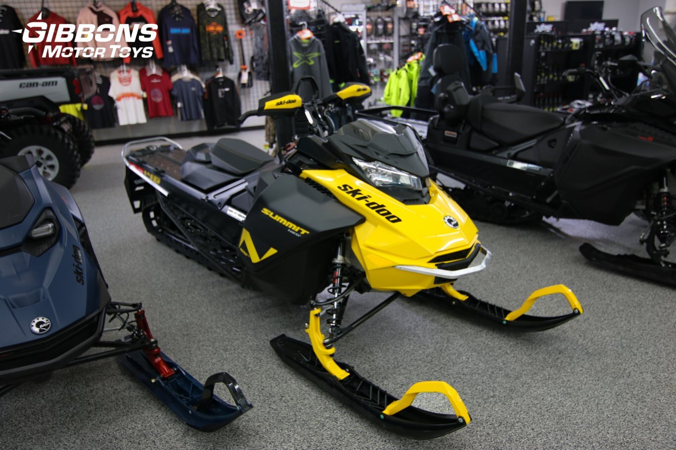 2025 Ski-Doo Summit NEO+ Rotax® 600 EFI - 85 Engine Neo Yellow and Black