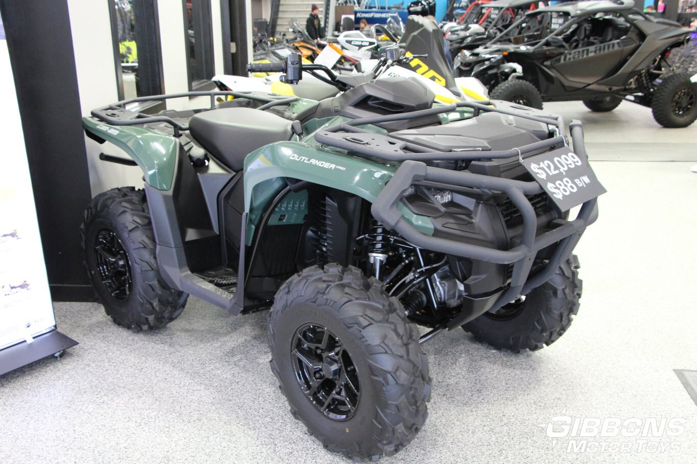 2024 Can Am OUTLANDER PRO XU HD7 tundra green