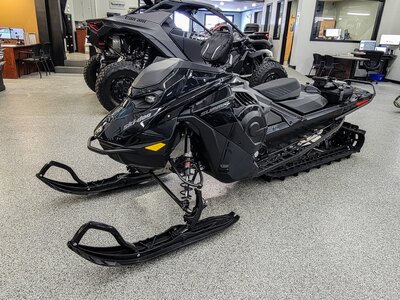 2025 Ski-Doo Summit  Adrenaline with Edge package Rotax® 850 E-TEC® Timeless Black