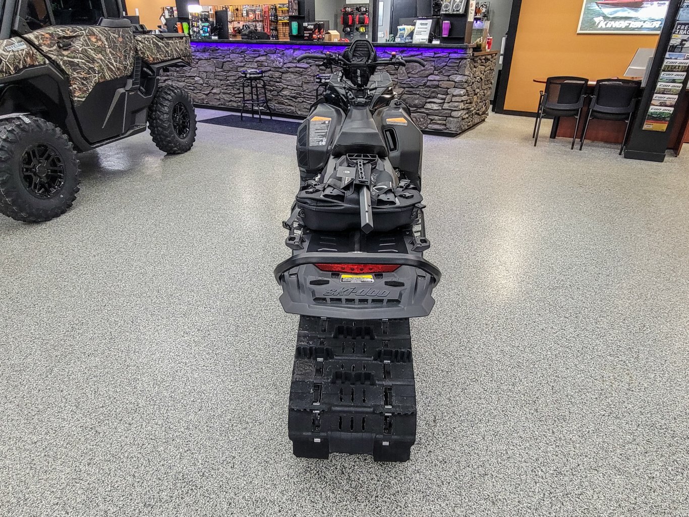 2025 Ski Doo Summit Adrenaline with Edge package Rotax® 850 E TEC® Timeless Black