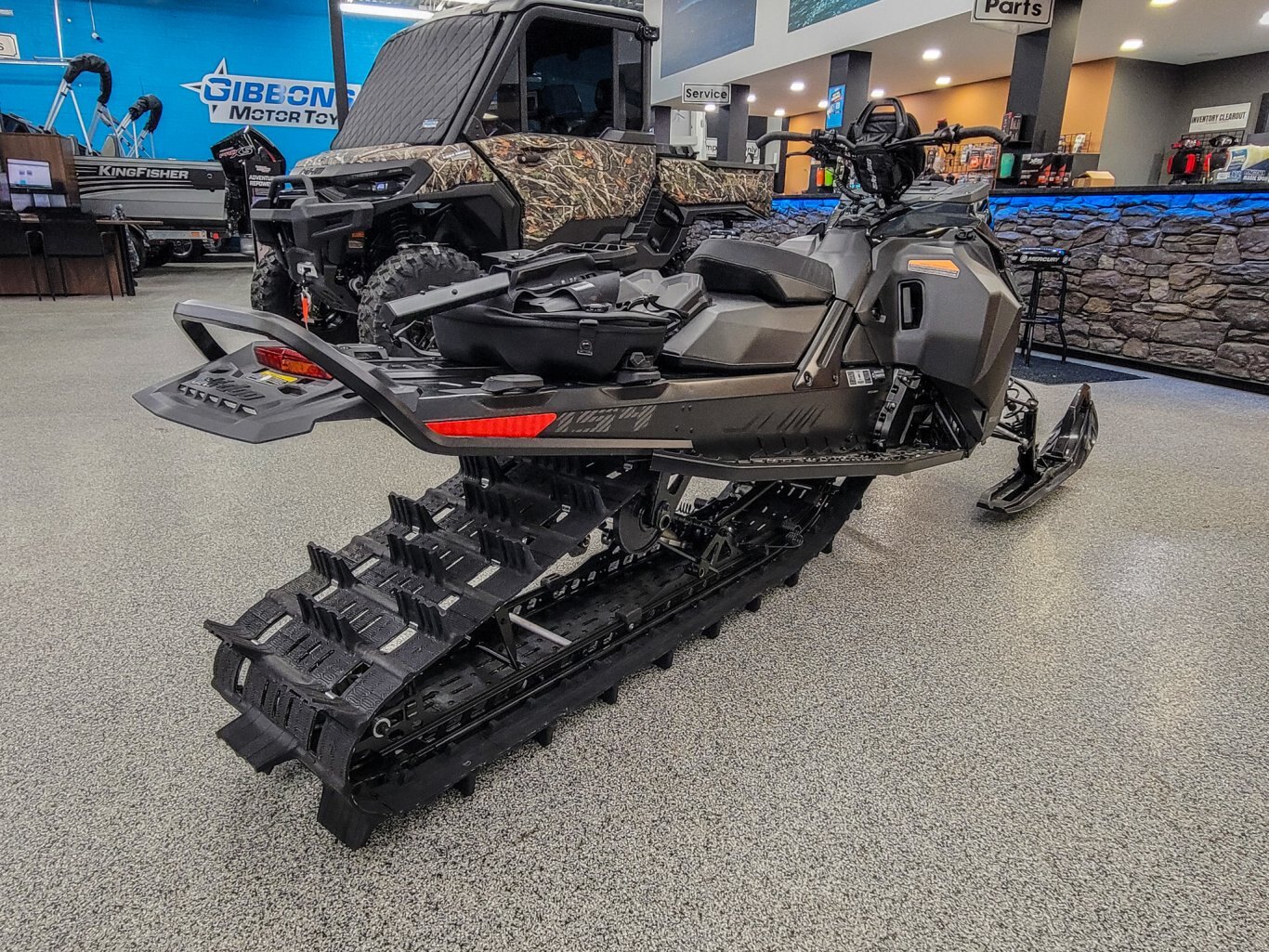 2025 Ski Doo Summit Adrenaline with Edge package Rotax® 850 E TEC® Timeless Black