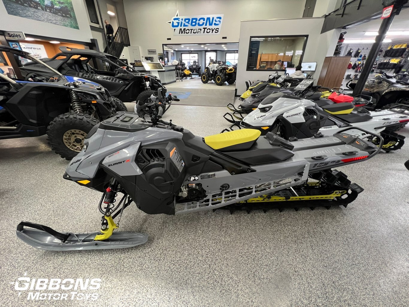 2025 Ski Doo Summit X with Expert Package Rotax® 850 E TEC® Turbo R Monument Grey and Black