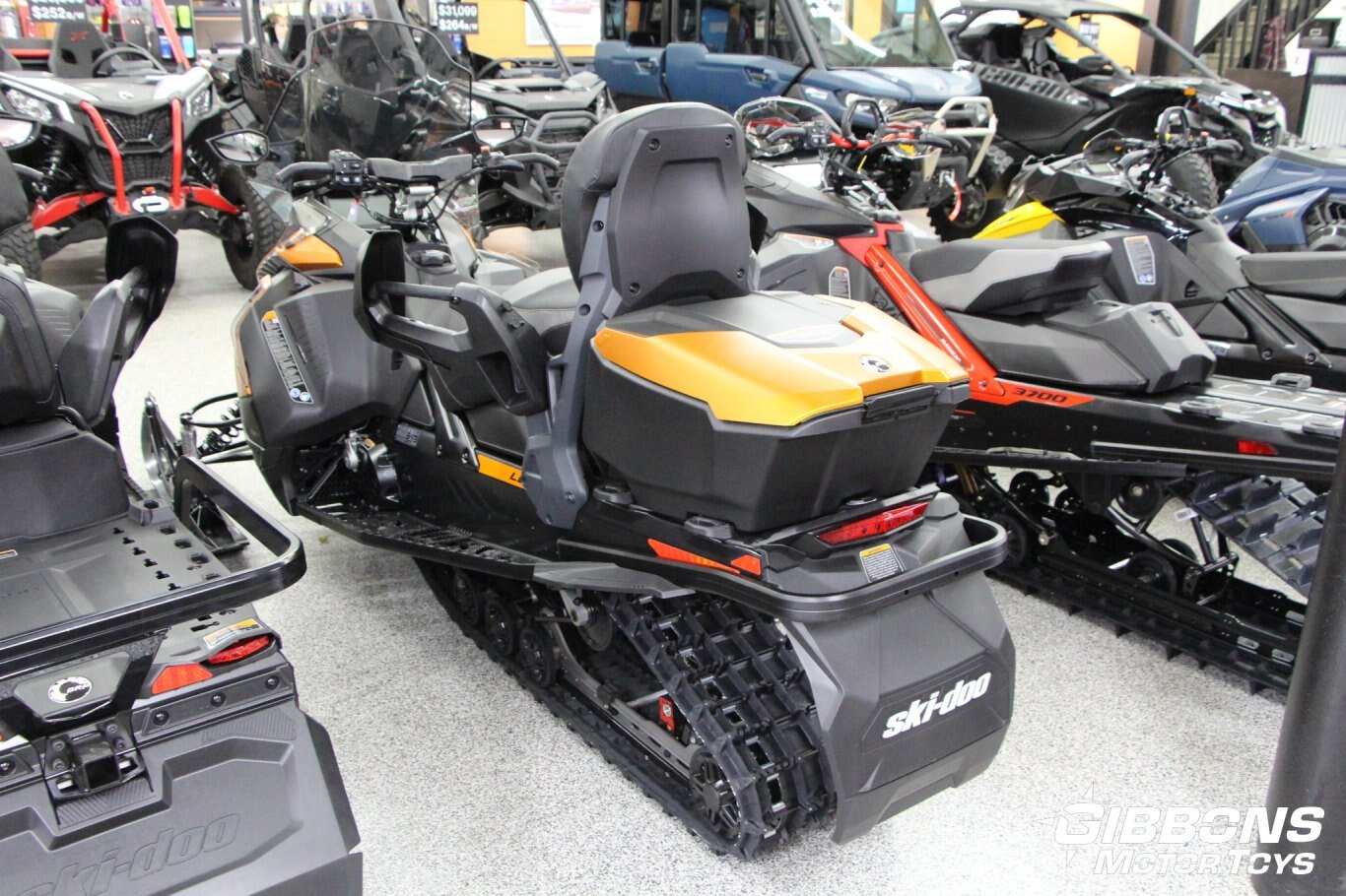 2025 Ski Doo Grand Touring LE with Platinum Package Rotax® 900 ACE™ Turbo R Black and Orange Alloy