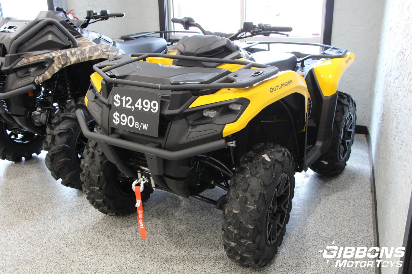 2024 Can-Am OUTLANDER XT 700 Neo Yellow