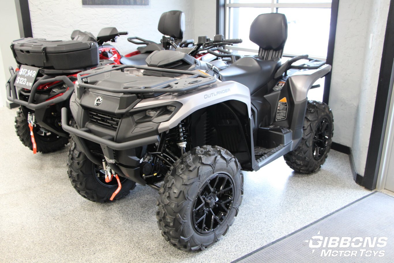 2025 Can-Am Outlander MAX XT 700 Platinum Satin