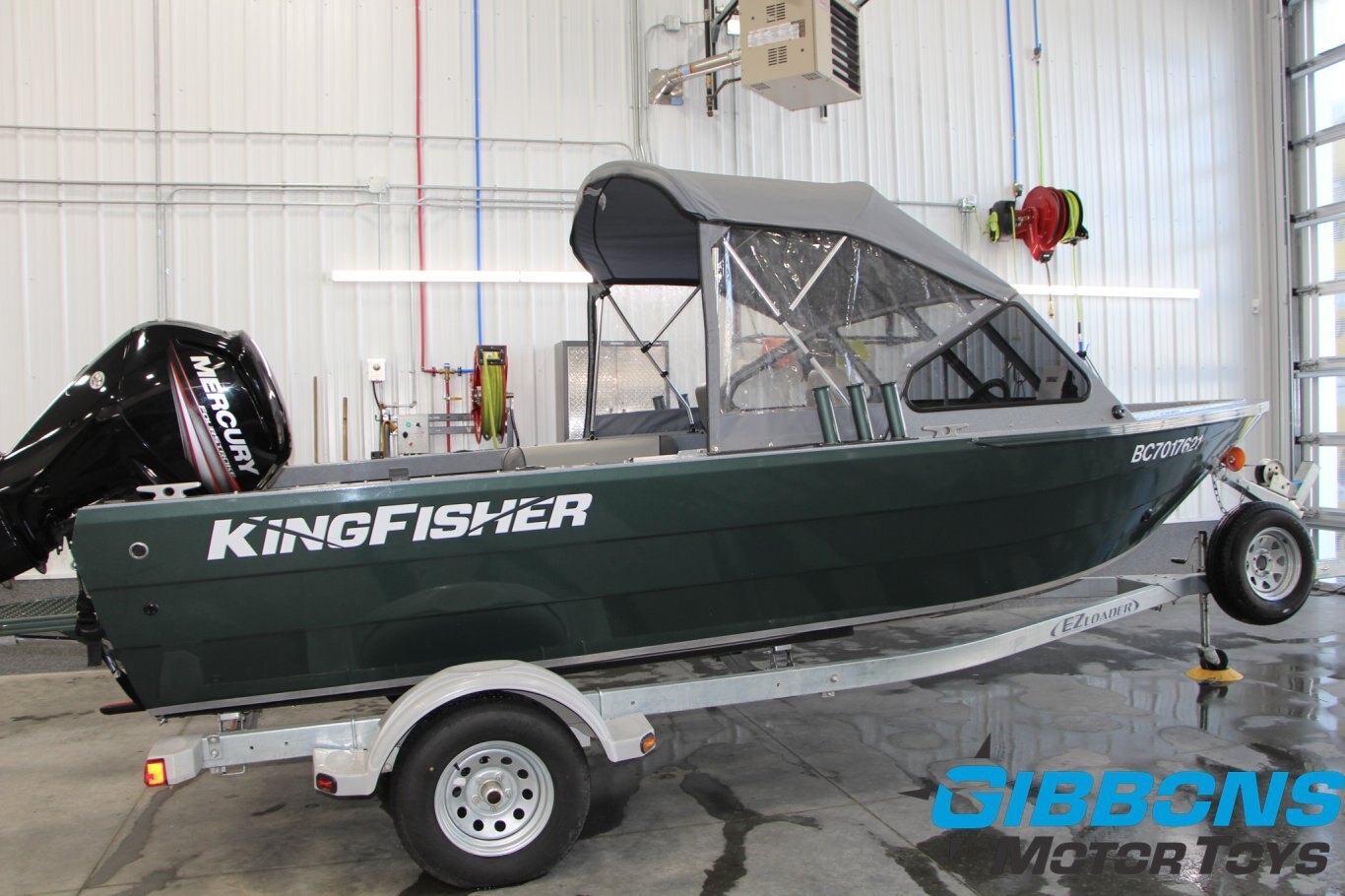 2019 Kingfisher 1825 Falcon