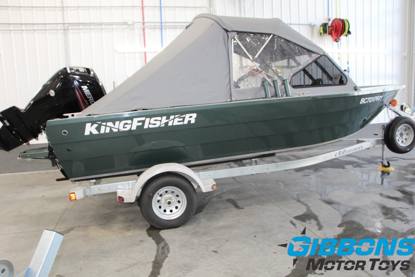 2019 Kingfisher 1825 Falcon