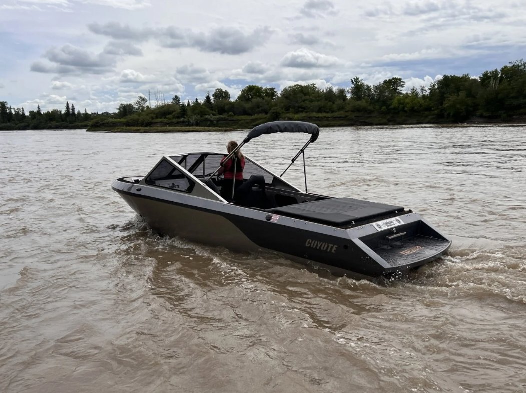 2025 Coyote 190 PREDATOR Rear Bench