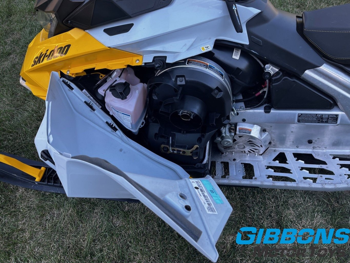 2023 Ski Doo Summit Neo 600 EFI ES Cobra 1.6 w/ flexedge