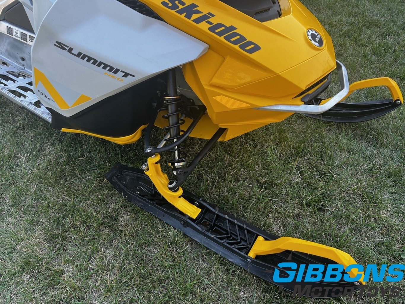 2023 Ski Doo Summit Neo 600 EFI ES Cobra 1.6 w/ flexedge