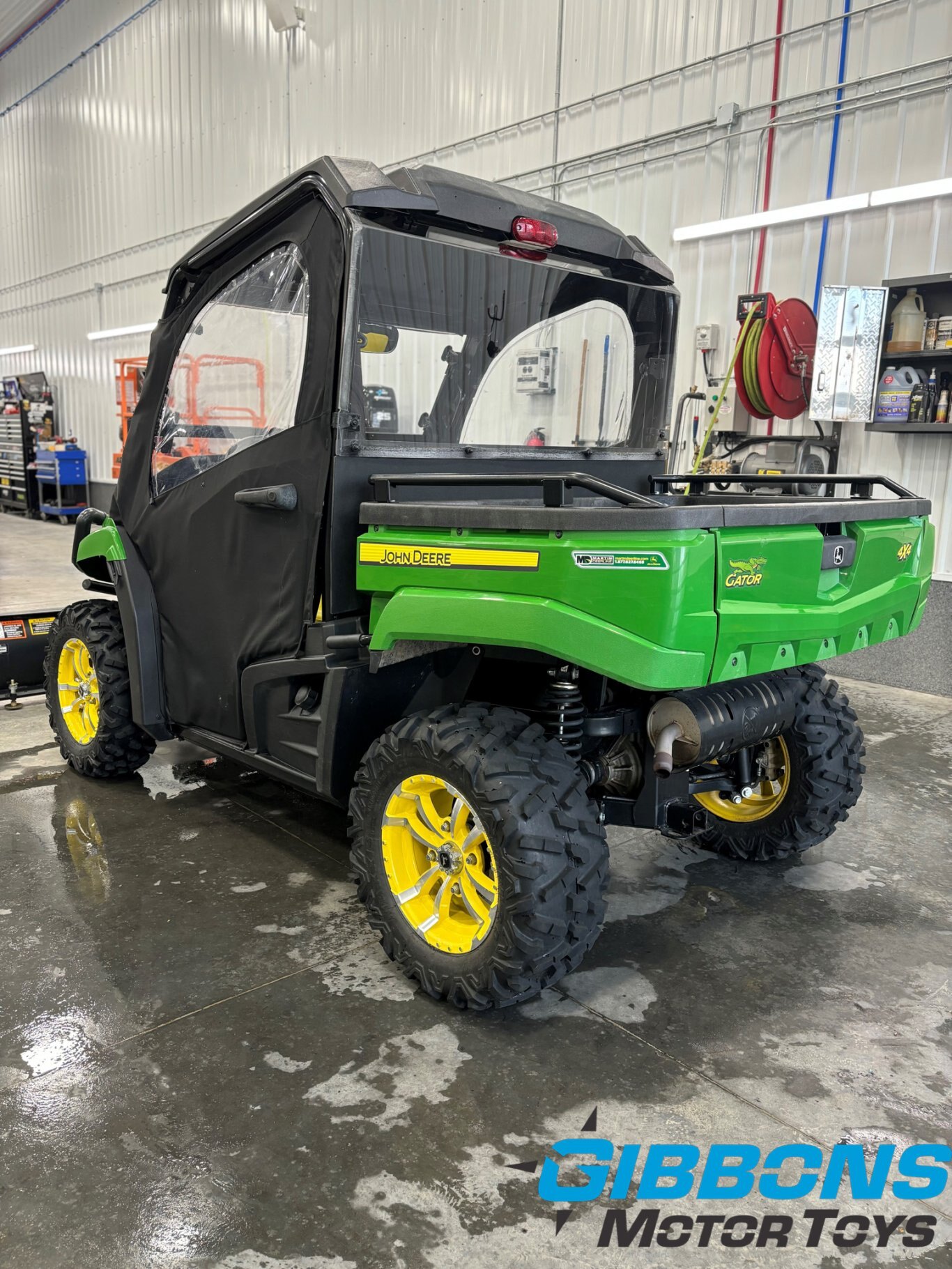 2016 John Deere Gator XUV 590i