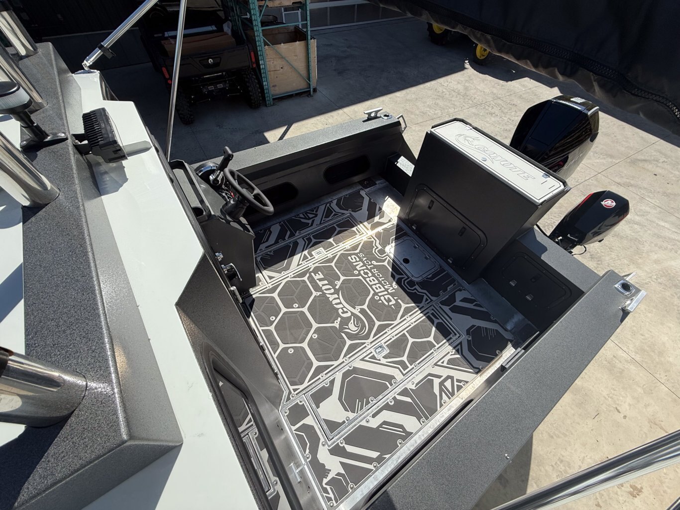 2025 Coyote 240 Pursuit