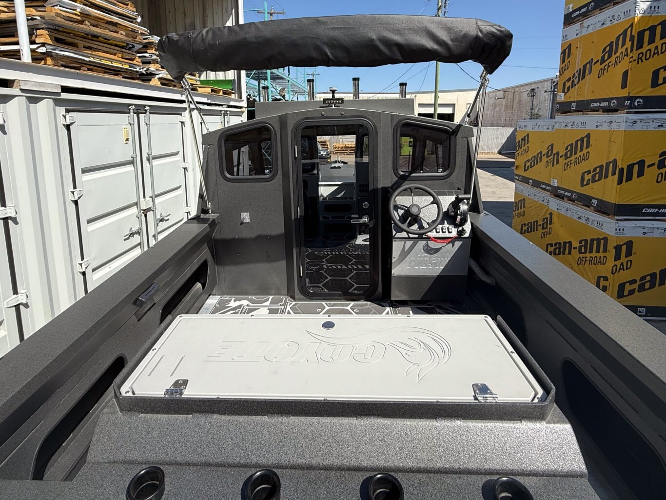 2025 Coyote 240 Pursuit