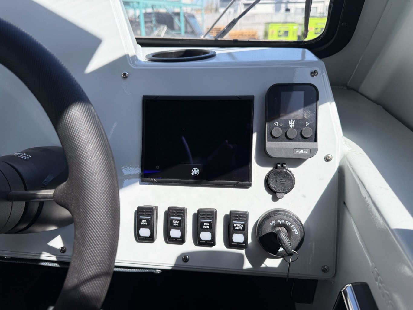 2025 Coyote 240 Pursuit