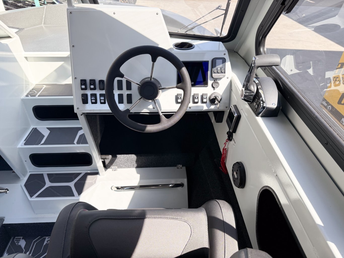 2025 Coyote 240 Pursuit