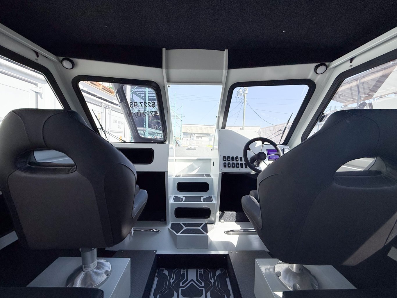 2025 Coyote 240 Pursuit