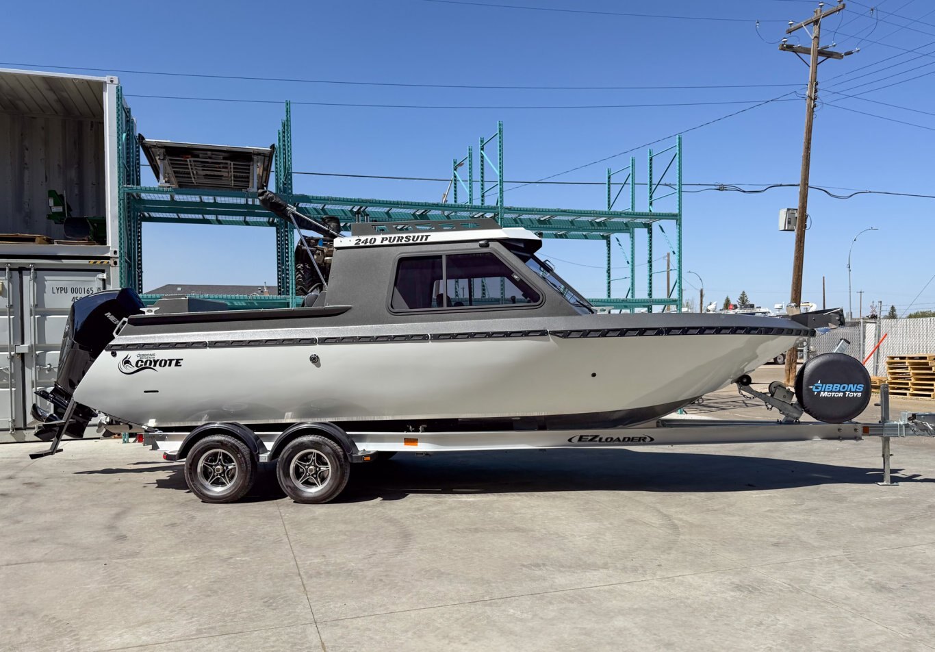 2025 Coyote 240 Pursuit