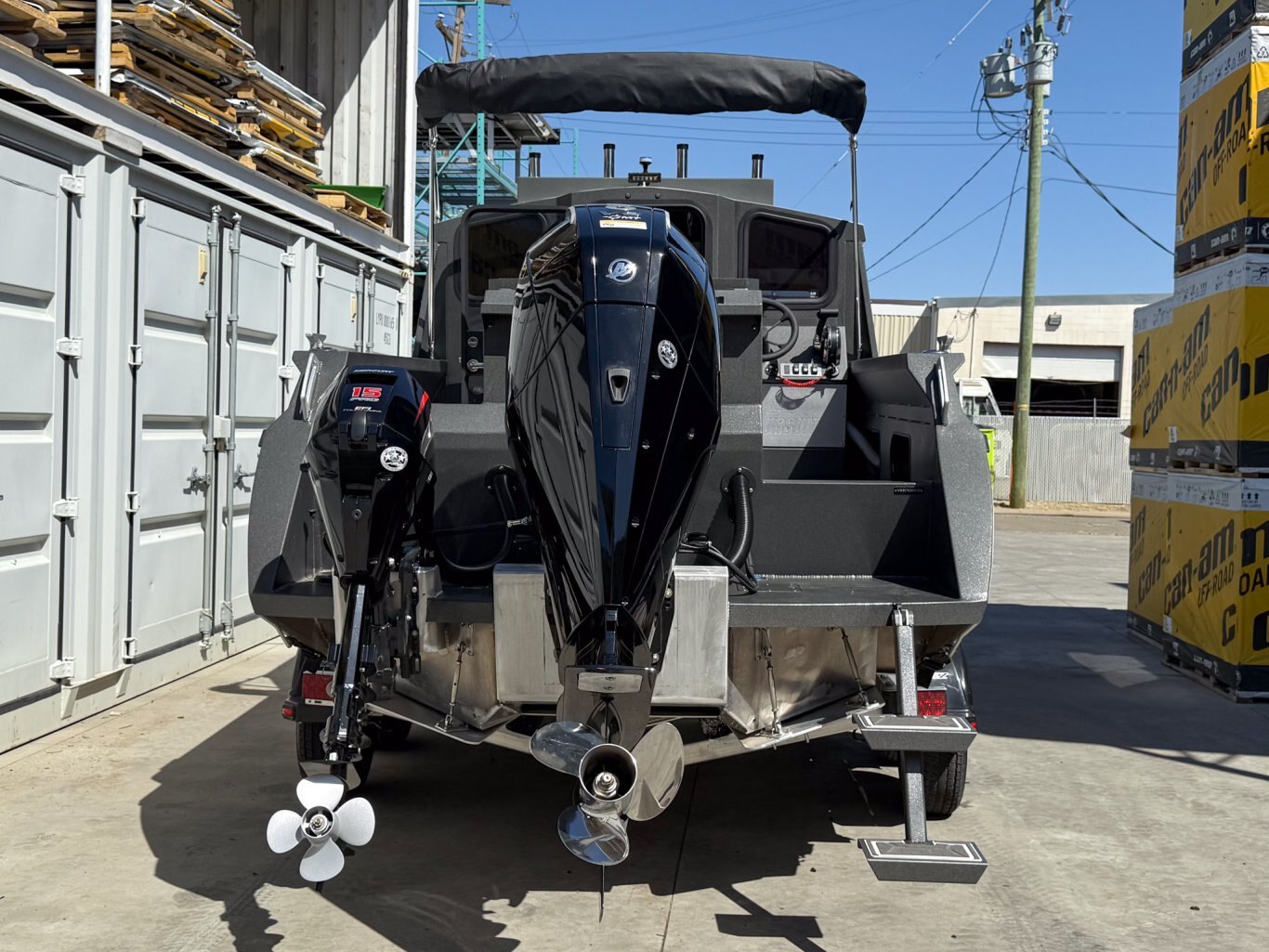 2025 Coyote 240 Pursuit