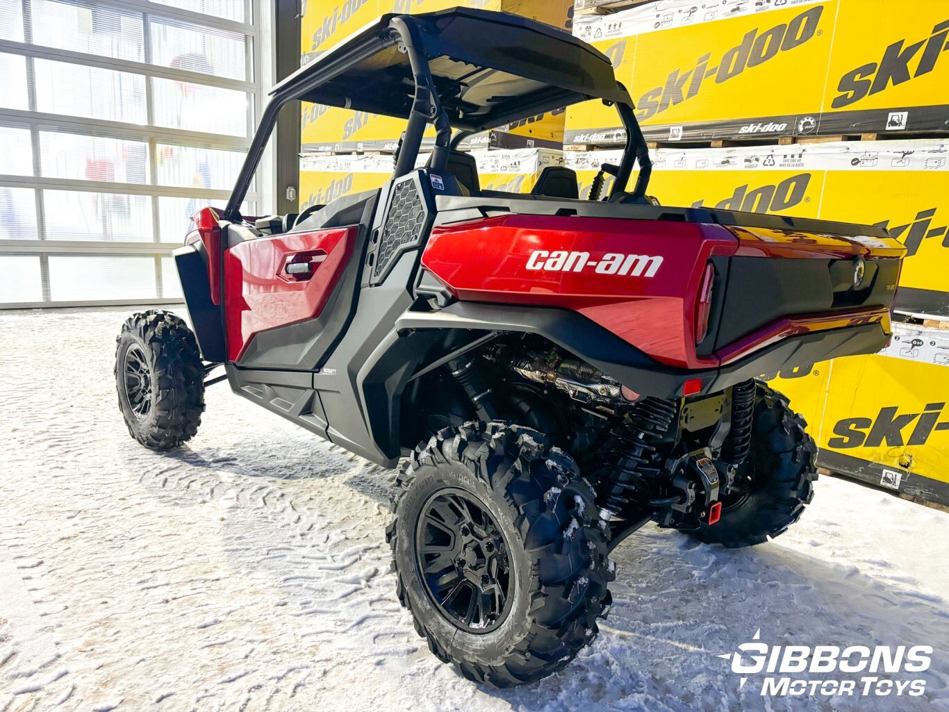 2025 Can Am Commander XT 1000R Fiery Red