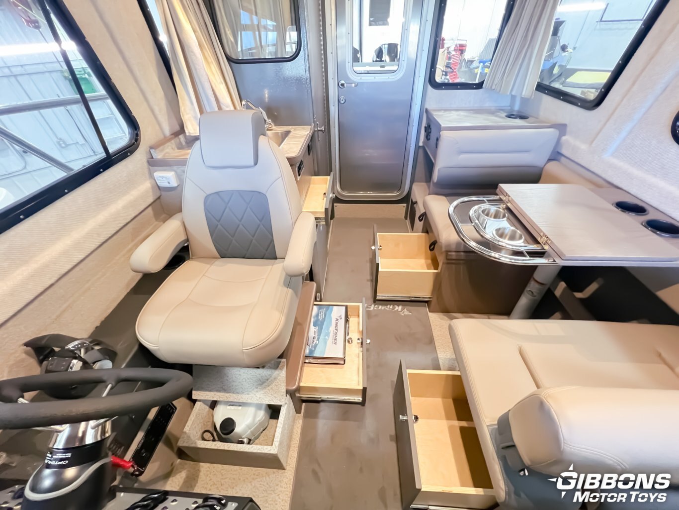 2025 KingFisher 2725 XRS