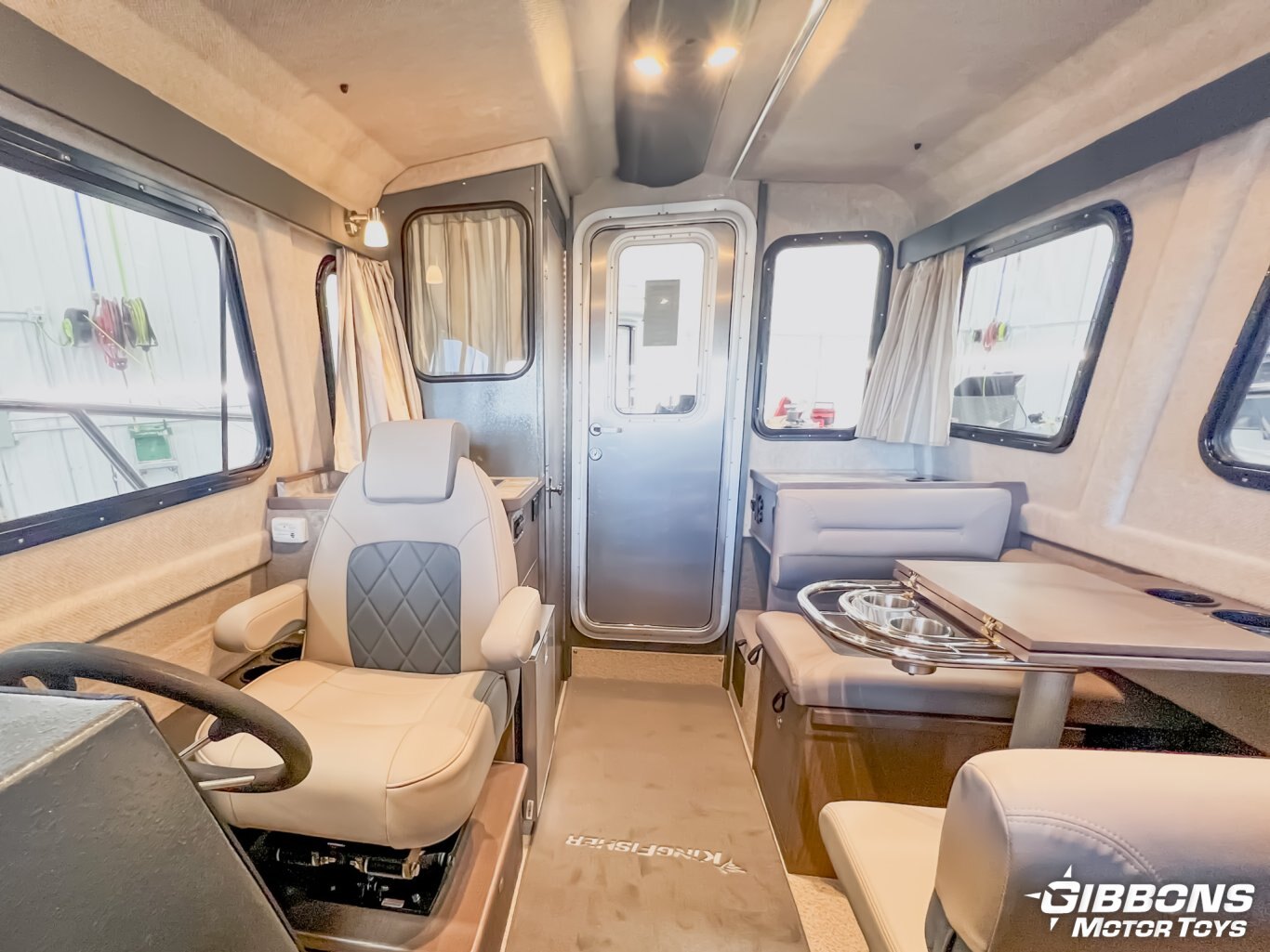 2025 KingFisher 2725 XRS