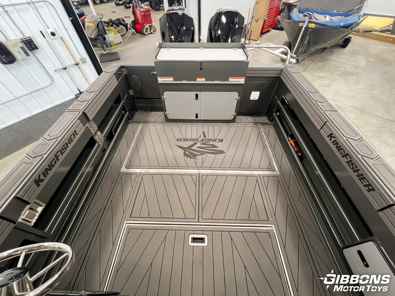 2025 KingFisher 2725 XRS