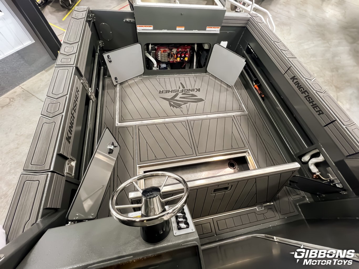 2025 KingFisher 2725 XRS