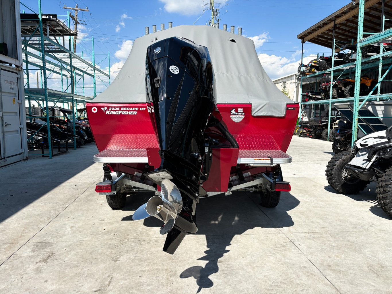 2025 Kingfisher 2025 Escape HT