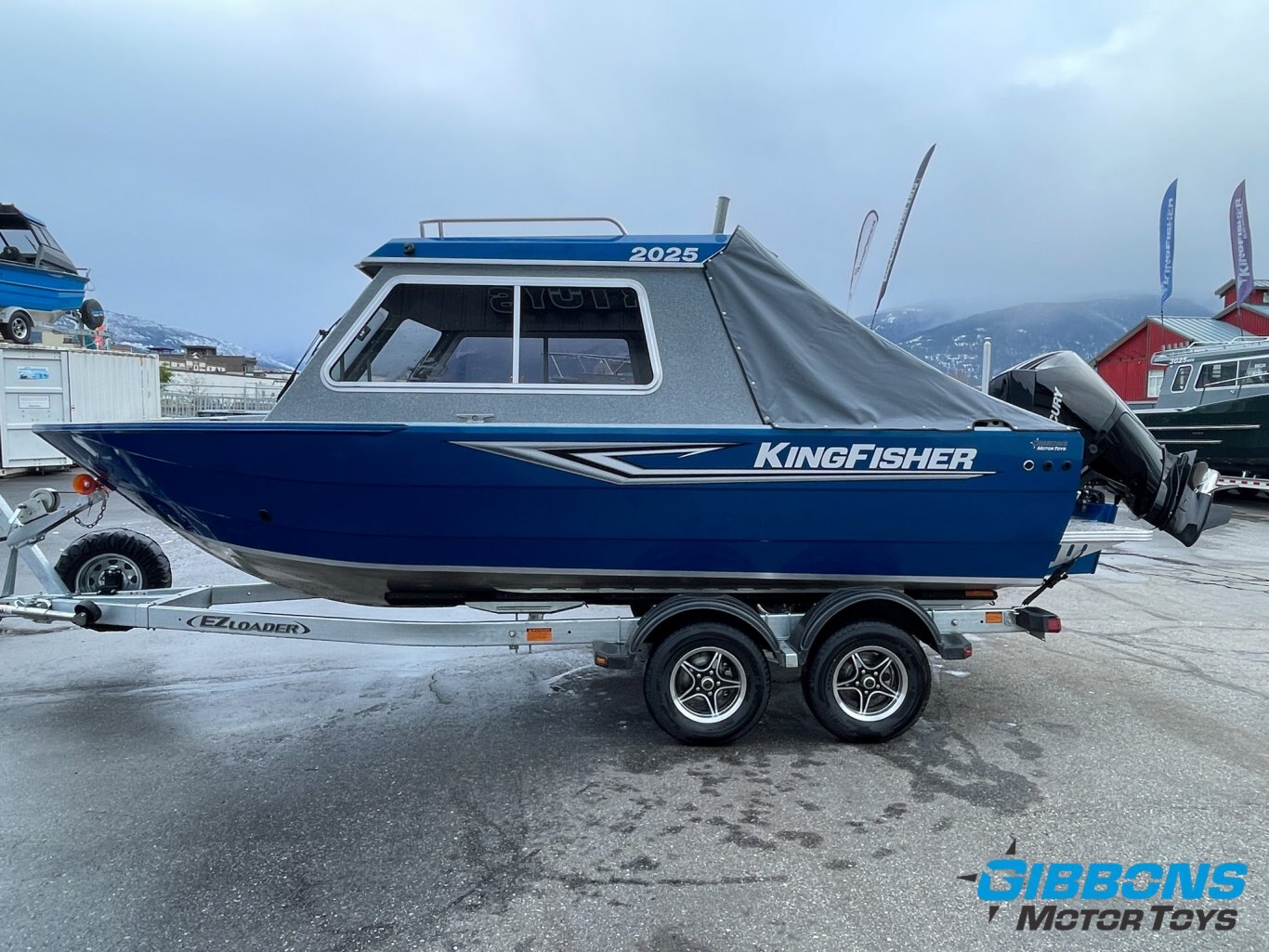 2025 Kingfisher 2025 Escape HT