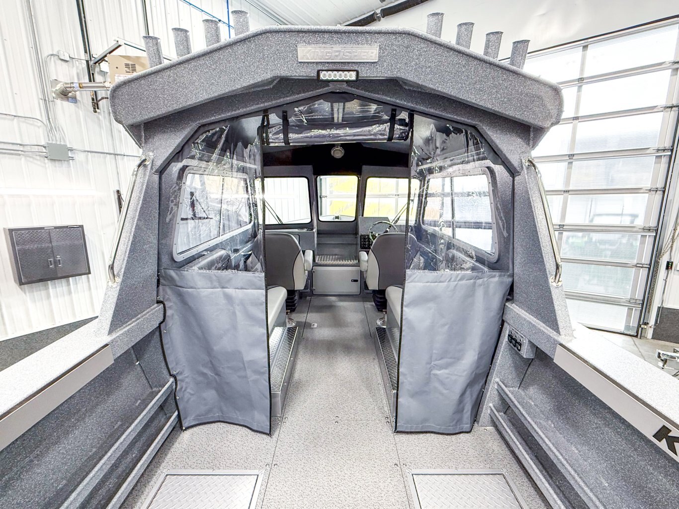 2025 Kingfisher 2225 Escape HT