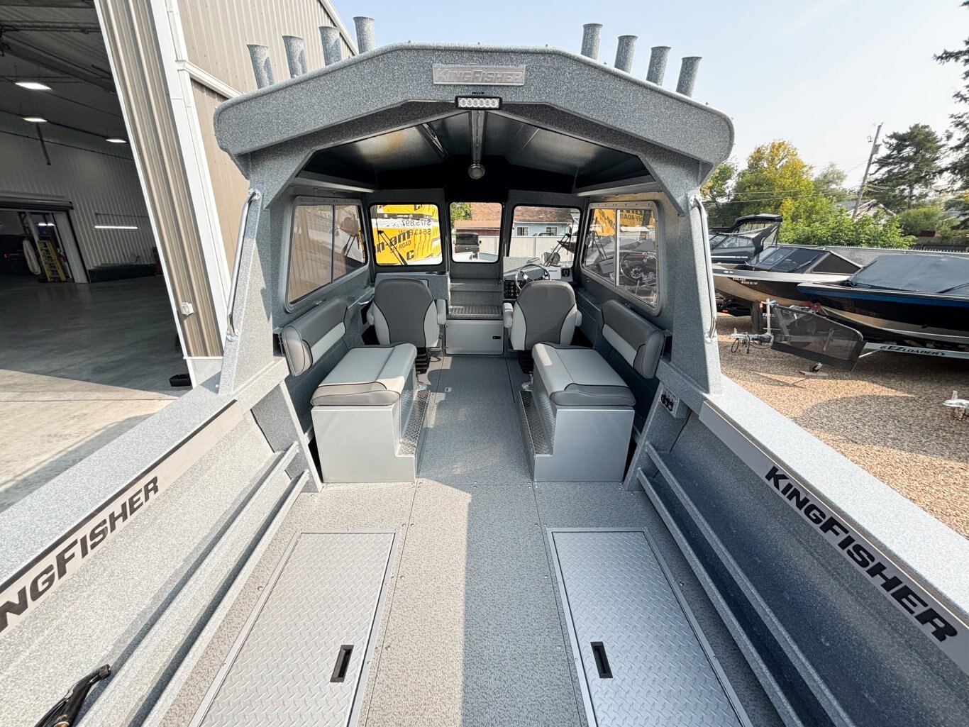 2025 Kingfisher 2225 Escape HT