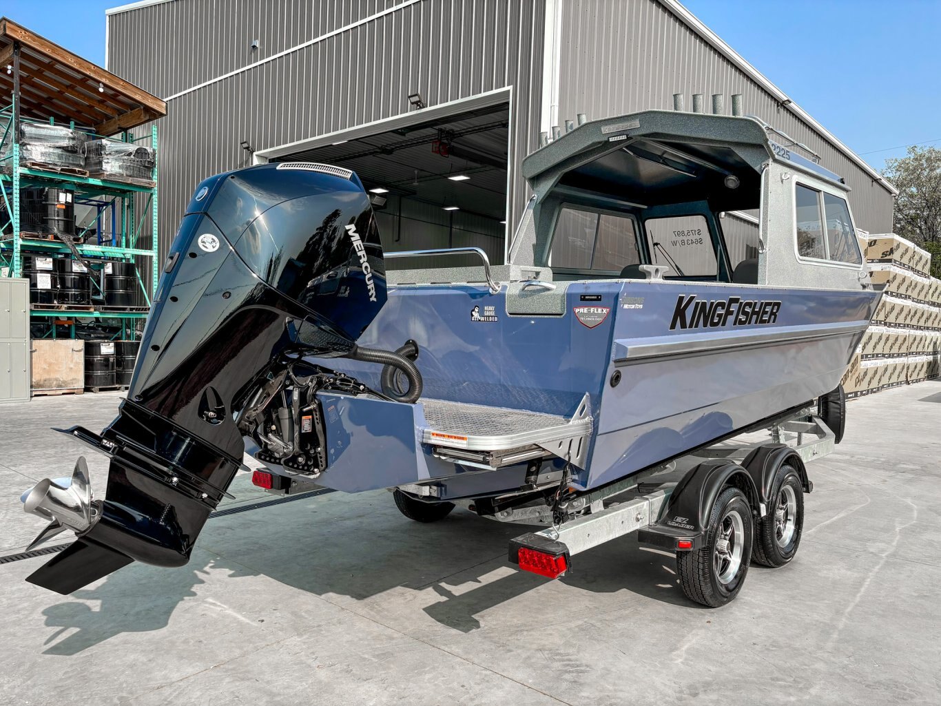 2025 Kingfisher 2225 Escape HT