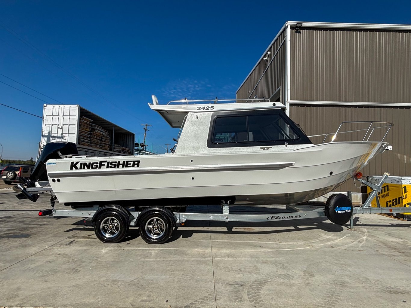 2025 Kingfisher 2425 Escape HT