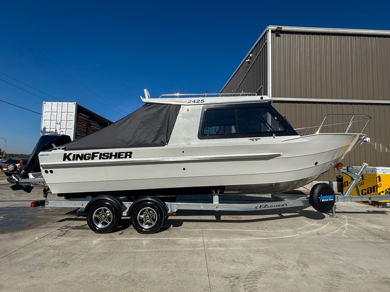 2025 Kingfisher 2425 Escape HT