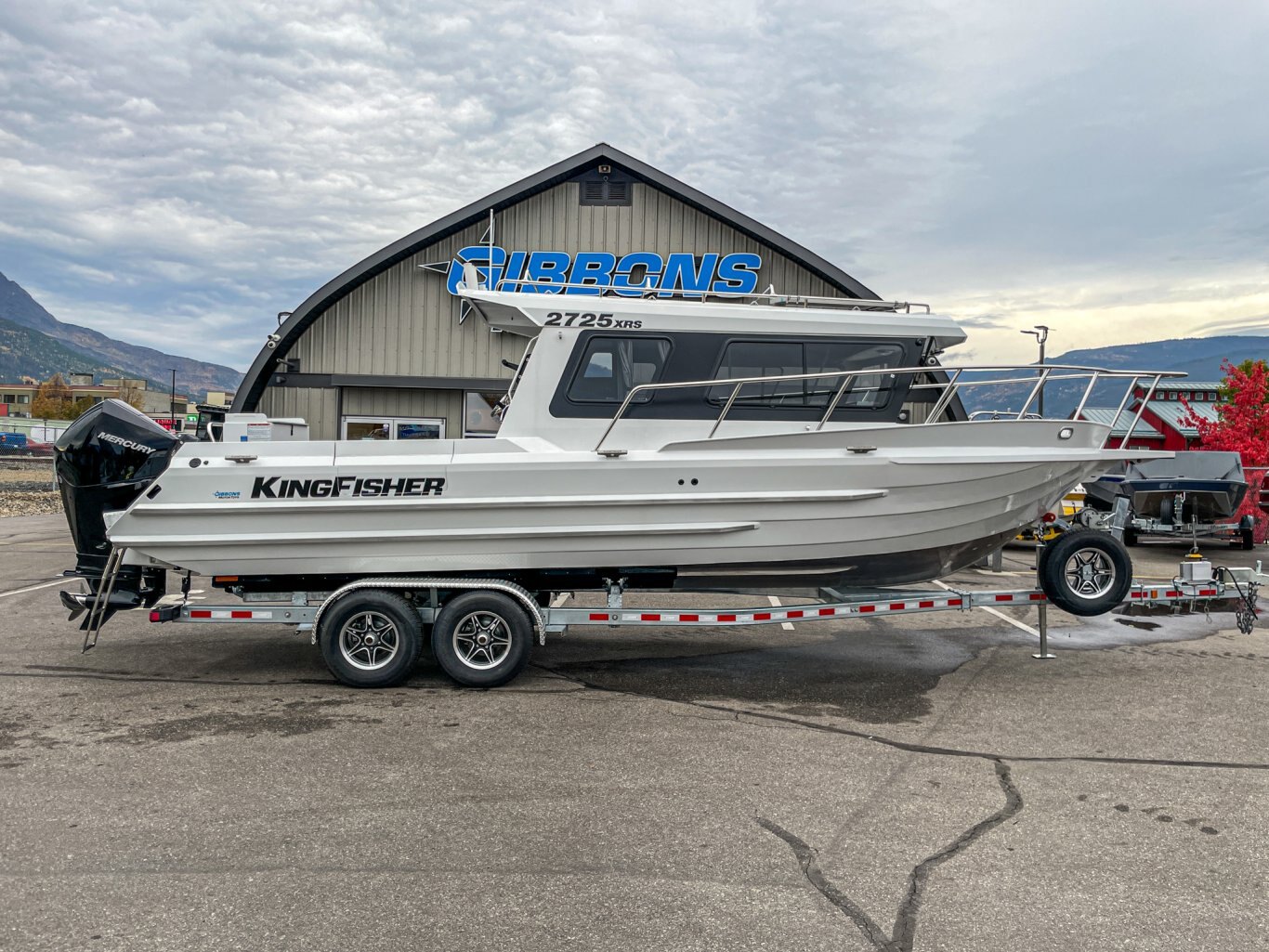 2025 KingFisher 2725 XRS