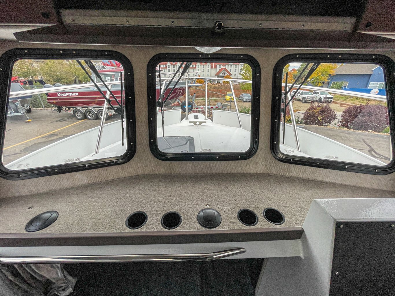 2025 KingFisher 2725 XRS