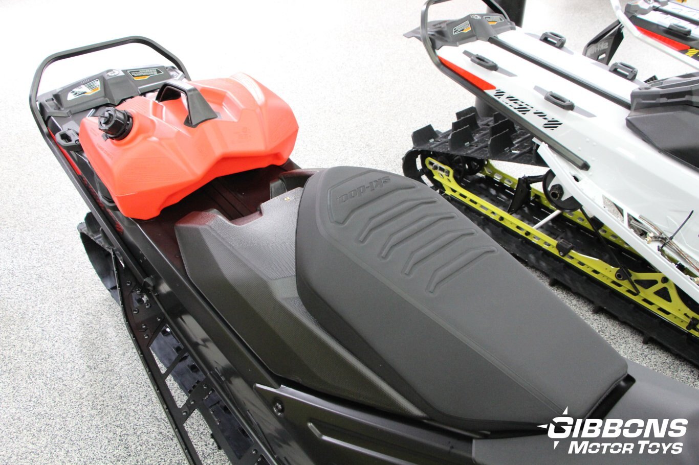 2025 Ski Doo Special Edition Summit Adrenaline with Edge package Rotax® 850 E TEC® 154 Carbon Black