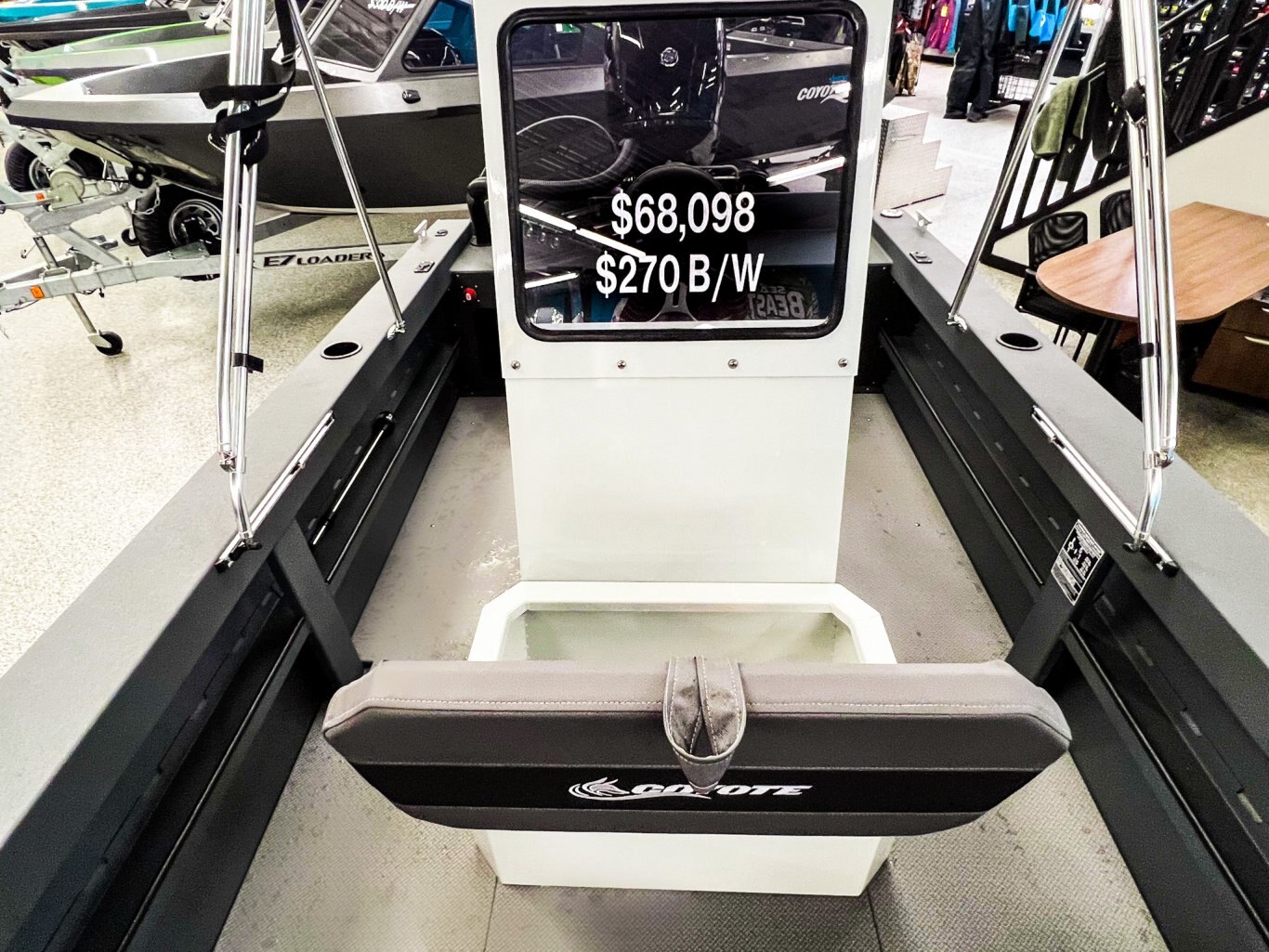 2025 Coyote 180 Otter C/C