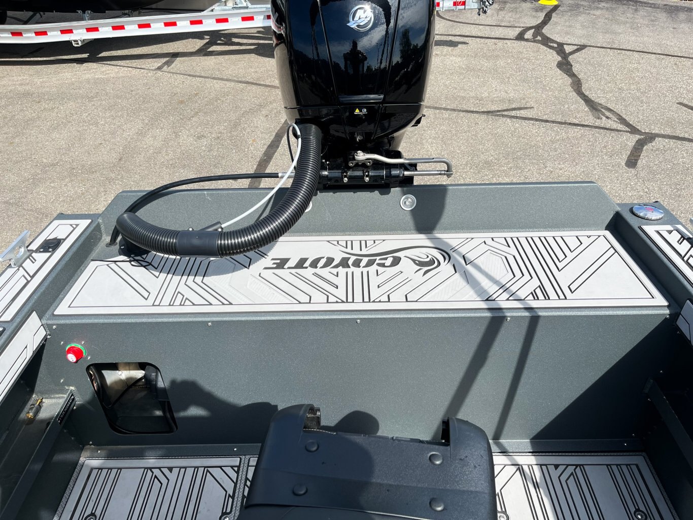 2025 Coyote 180 Otter C/C