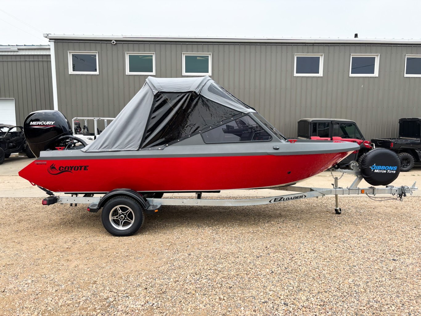 2025 Coyote 180 Slash